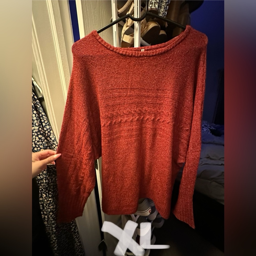 Women’s sweater